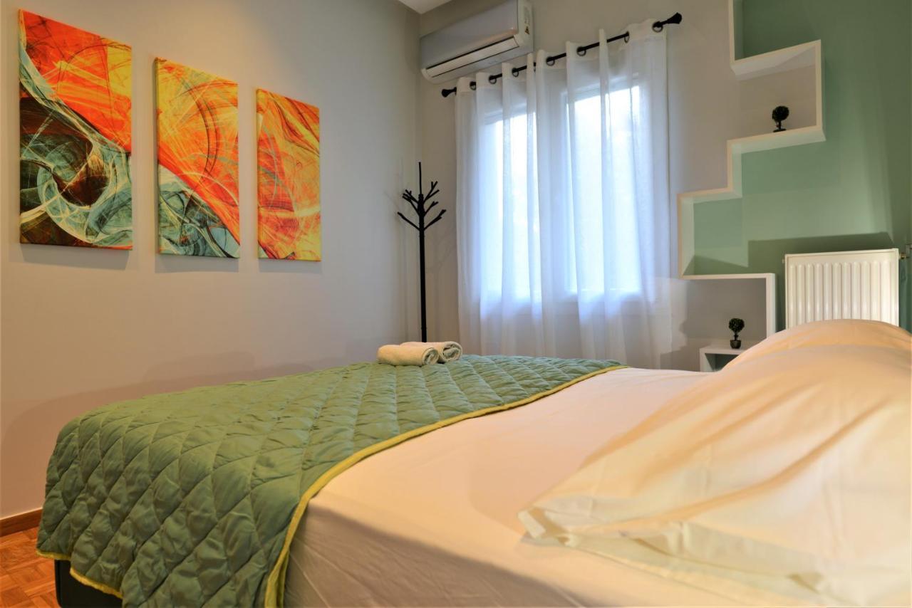 Cozy Apt In Ilisia With Urban Forest View Athens Exterior photo